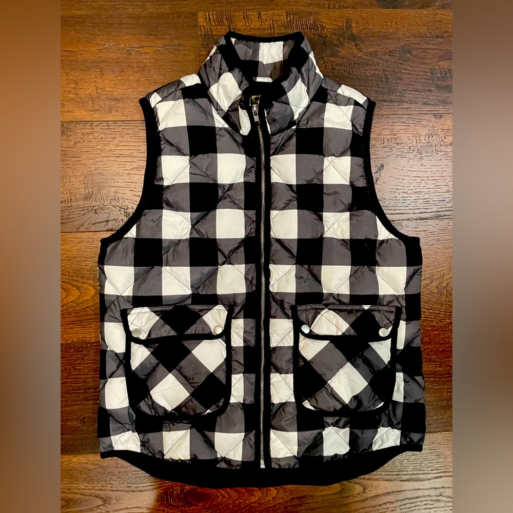 Woolrich Woman’s Down Filled Quilted Puffer Vest - Black & White Checker